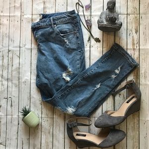 🌞HP🌞 Torrid Distressed Boyfriend Jeans